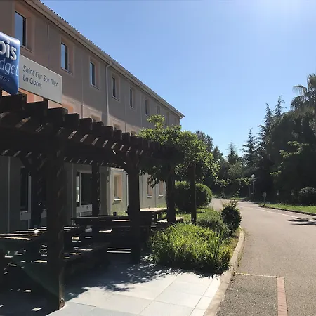 Logis De Port D'alon - St Cyr Sur 滨海圣西尔