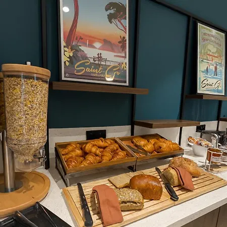 酒店 Logis De Port D'alon - St Cyr Sur 3*