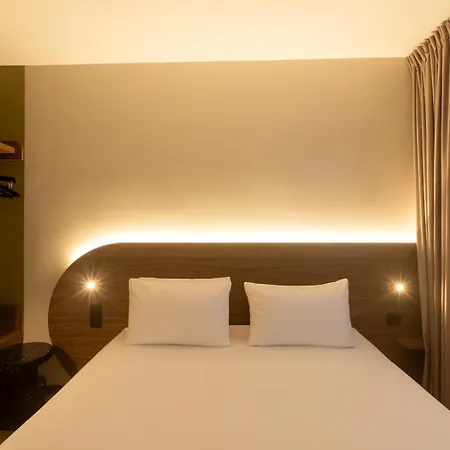 Logis De Port D'alon - St Cyr Sur 滨海圣西尔