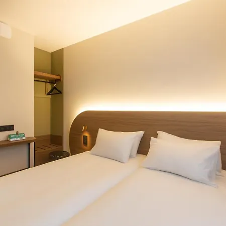 酒店 Logis De Port D'alon - St Cyr Sur