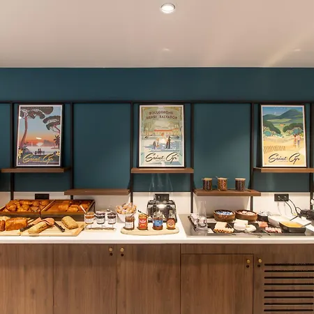 Logis De Port D'alon - St Cyr Sur 酒店