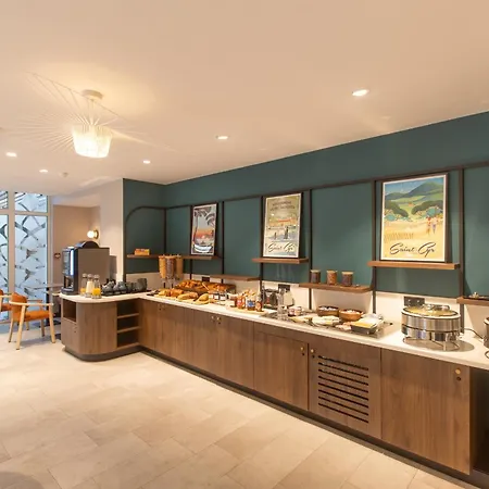 Logis De Port D'alon - St Cyr Sur 3* 滨海圣西尔