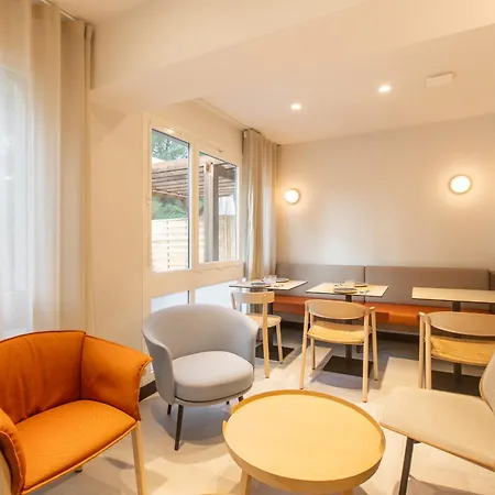 Logis De Port D'alon - St Cyr Sur 酒店 滨海圣西尔