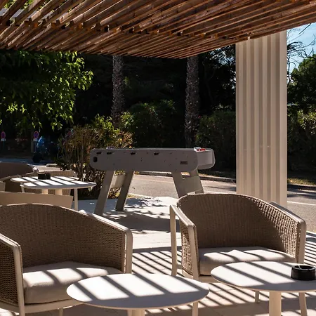 酒店 Logis De Port D'alon - St Cyr Sur