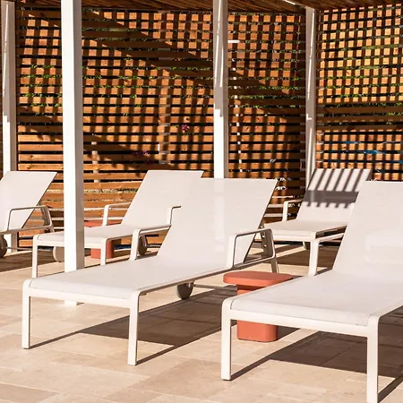 Logis De Port D'alon - St Cyr Sur 3* 滨海圣西尔